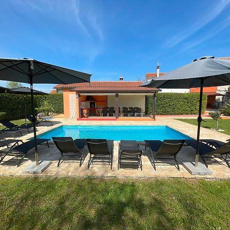 Villa Antonci-18, Pool, 3 Houses, Jacuzzi, Private Territory Antonci  Екстер'єр фото