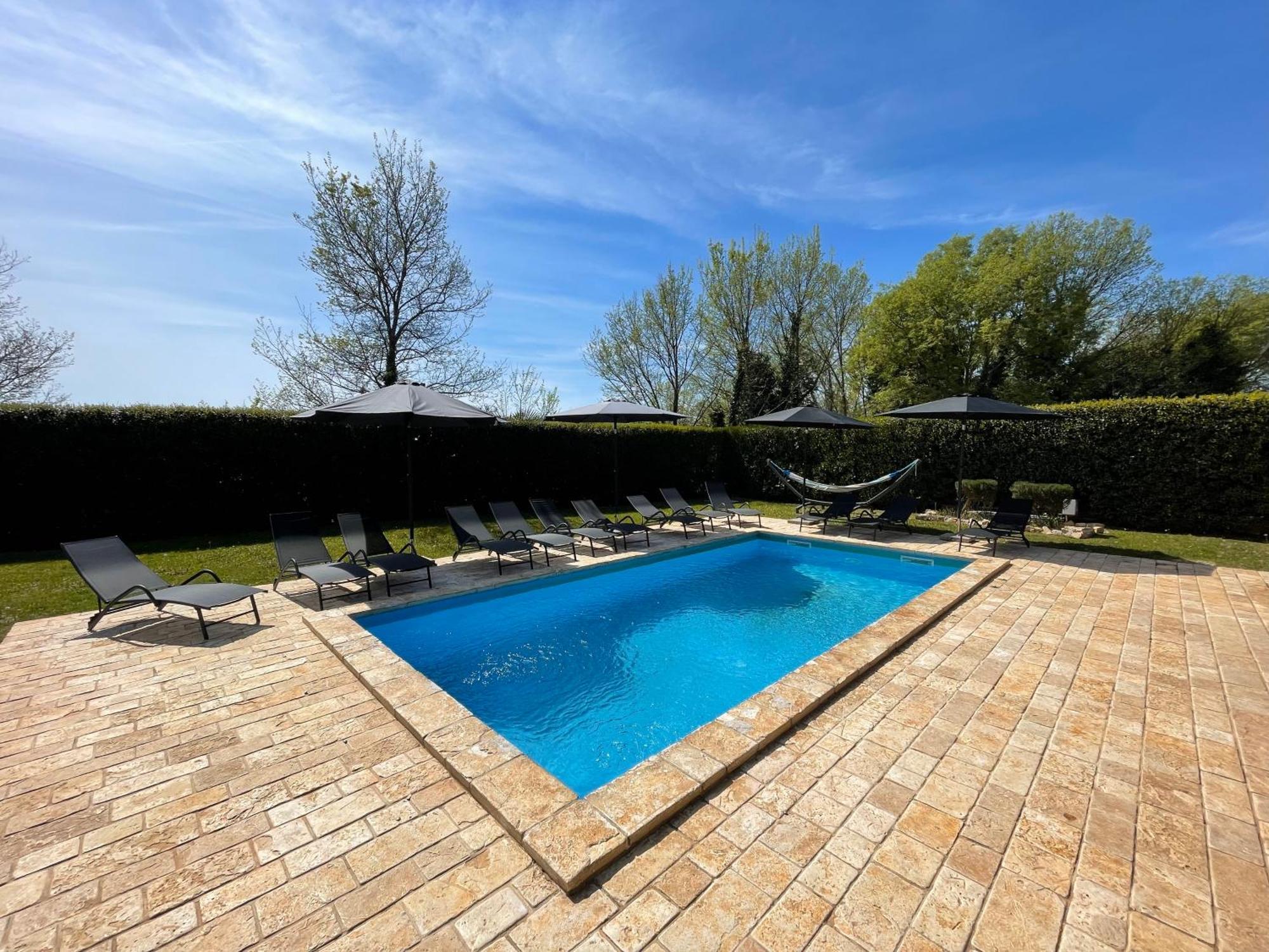 Villa Antonci-18, Pool, 3 Houses, Jacuzzi, Private Territory Antonci  Екстер'єр фото